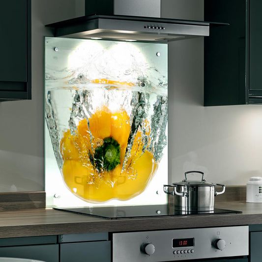 Yellow Pepper Splashing